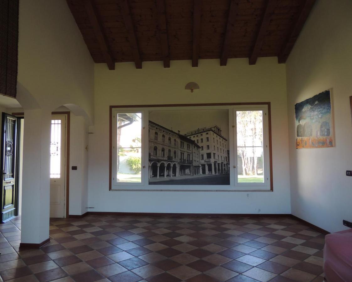 Ginkgo Guest House Ronchis Buitenkant foto
